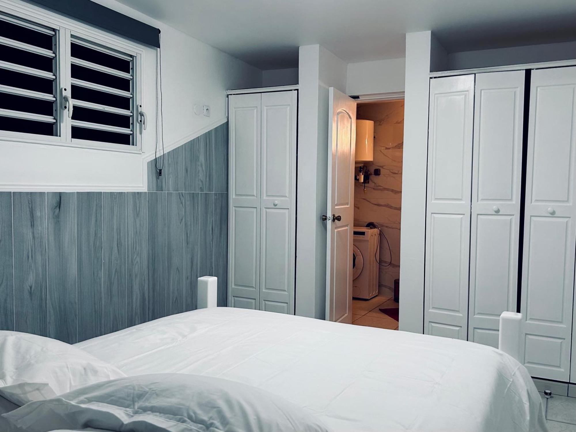 Bleu Soleil Apartment Le Morne-Vert Room photo